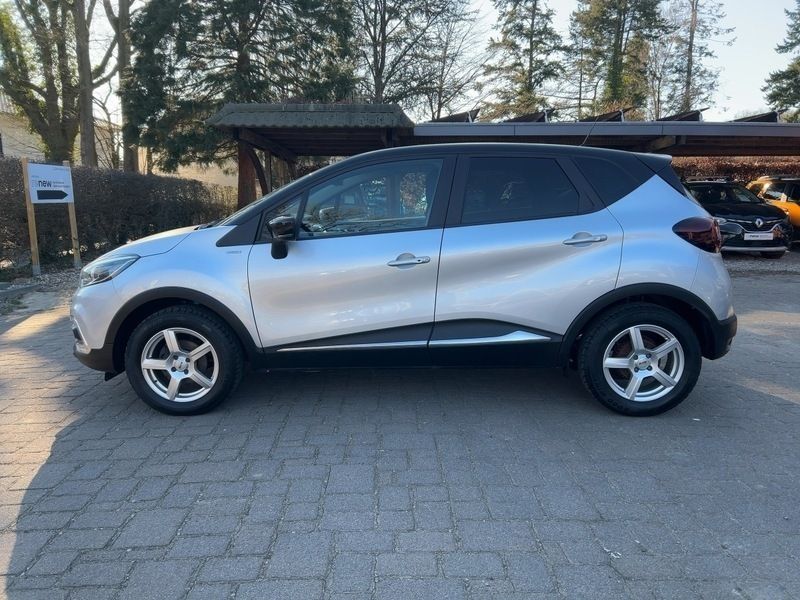 Gebraucht Renault Captur LIMITED Deluxe 90 PS (66 kW) 2018 Silber SUV