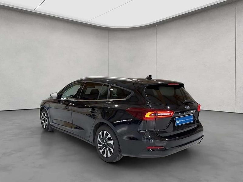 Gebraucht Ford Focus Titanium 125 PS (91 kW) 2024 Agate black metallic Kombi