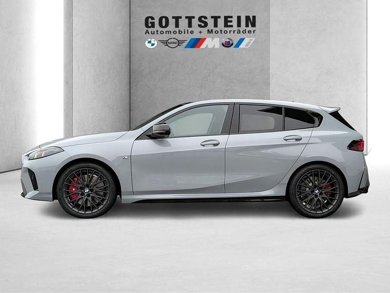 Neu BMW M135 M Sport 300 PS (220 kW) 2026 Alpinweiss iii Kleinwagen