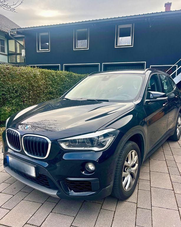 Gebraucht BMW X1 Advantage 192 PS (141 kW) 2019 Schwarz SUV