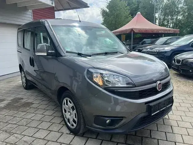 Gebraucht Fiat Doblò 120 PS (88 kW) 2022 Grau Van / Kleinbus