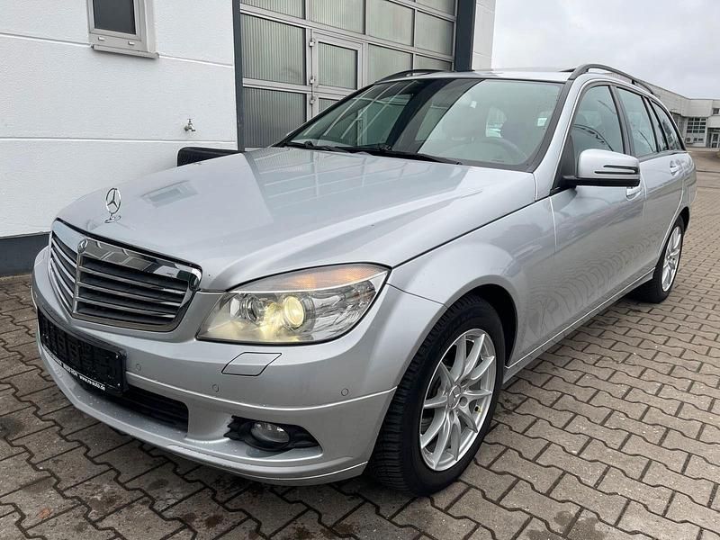 Iridiumsilber Gebraucht 2008 Mercedes C200 Kombi | 9.440 € (Etwas zu teuer) - Bild 1/4