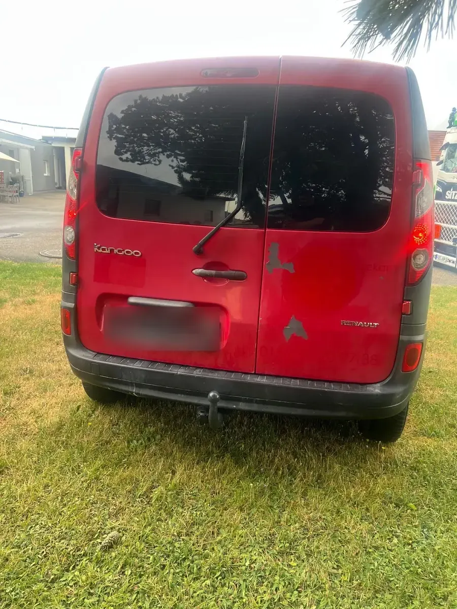 Gebraucht Renault Kangoo 68 PS (50 kW) 2009 Rot Pickup