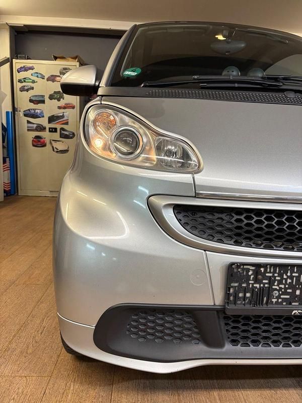 Silber Gebraucht 2012 Smart ForTwo Coupé Passion Coupé | 4.600 € (Guter Preis) - Bild 1/4