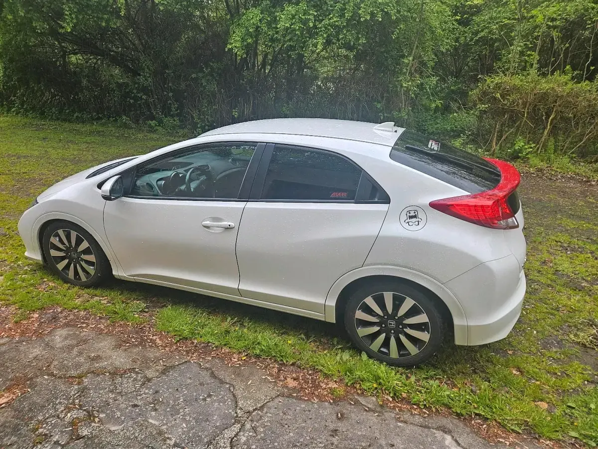 Gebraucht Honda Civic 150 PS (110 kW) 2012 Weiß Limousine