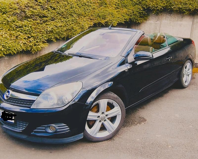 Schwarz Gebraucht 2007 Opel Astra Cabriolet Cabrio | 3.700 € (Guter Preis) - Bild 1/4