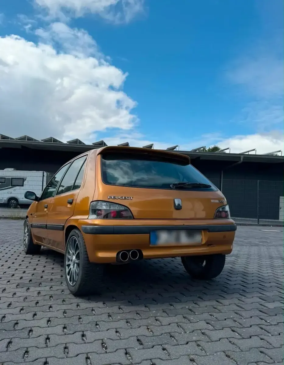 Gebraucht Peugeot 106 60 PS (44 kW) 1998 Gold Kleinwagen