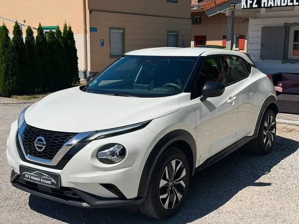 Gebraucht Nissan Juke Acenta 114 PS (83 kW) 2022 Weiß SUV