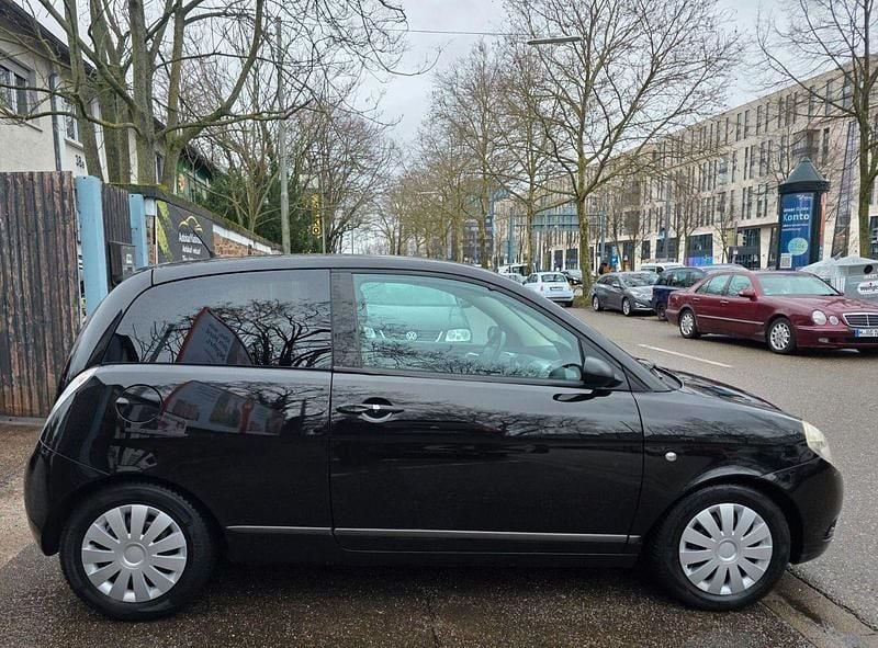 Gebraucht Lancia Ypsilon 95 PS (69 kW) 2008 Schwarz Kleinwagen