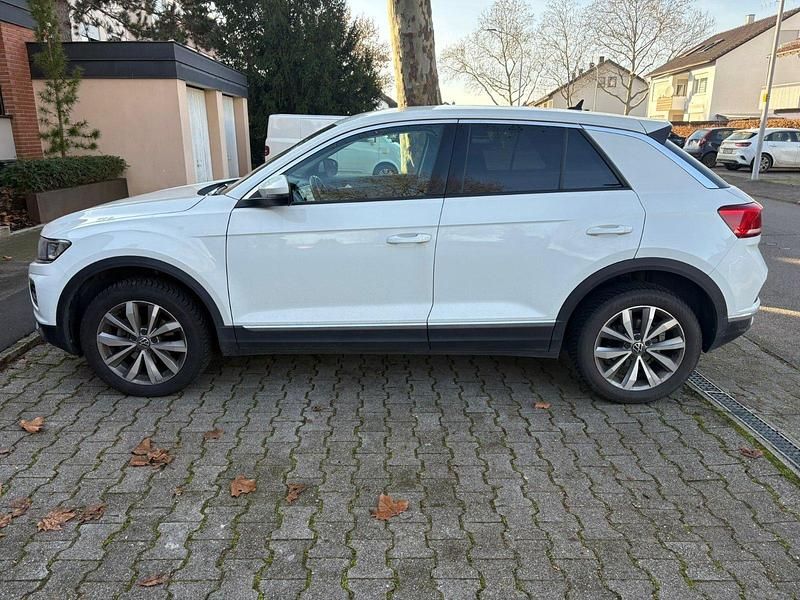 Gebraucht VW T-Roc 150 PS (110 kW) 2021 Weiß SUV