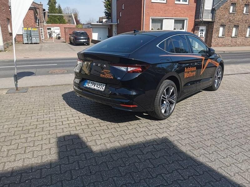 Gebraucht Skoda Enyaq iV Suite 210 kW (286 PS) 2025 Schwarz SUV