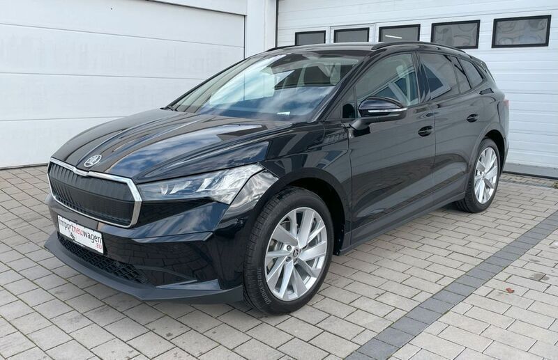 Gebraucht Skoda Enyaq iV 131 kW (179 PS) 2023 Blackmagic perleffekt SUV