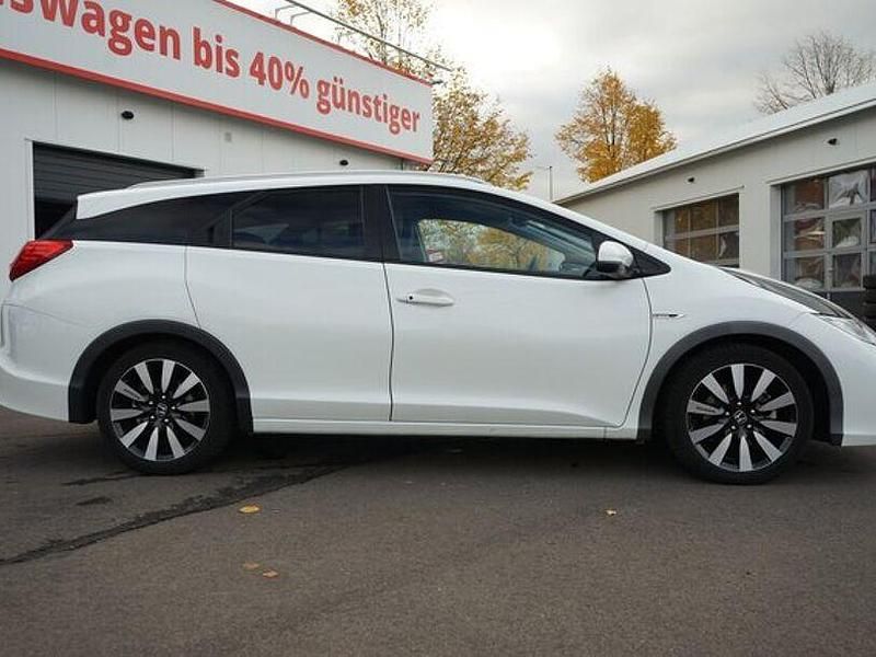 Gebraucht Honda Civic Executive 141 PS (103 kW) 2016 Weiß Kombi