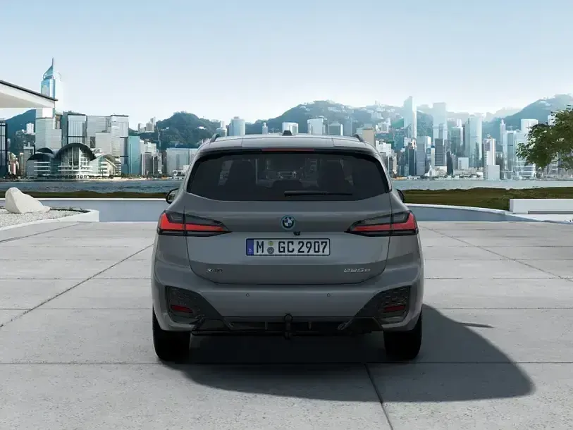 Gebraucht BMW 225 M Sport 245 PS (180 kW) 2022 Grau Van / Kleinbus