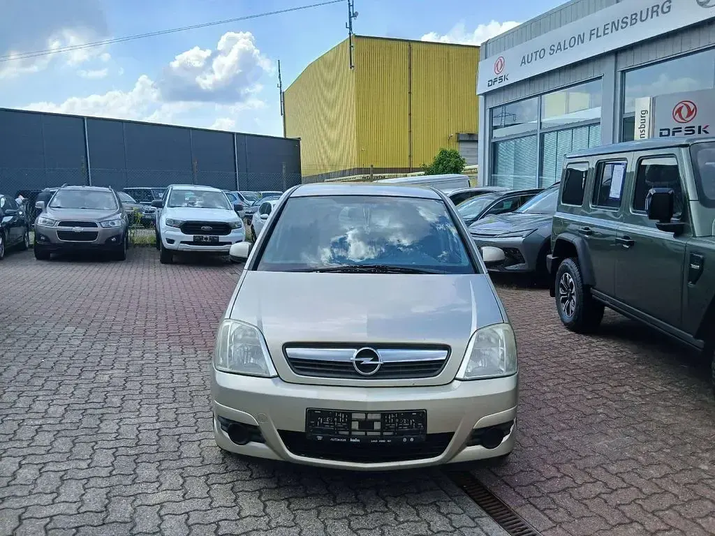 Gebraucht Opel Meriva Basis 90 PS (66 kW) 2007 Champagner silber m2 Van / Kleinbus