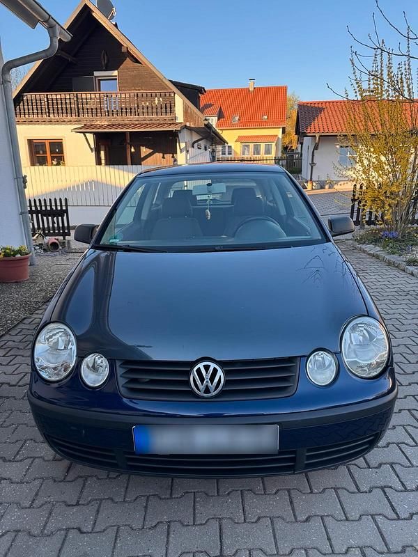 Second-hand VW Polo 64 CP (47 kW) 2003 Albastru Hatchback