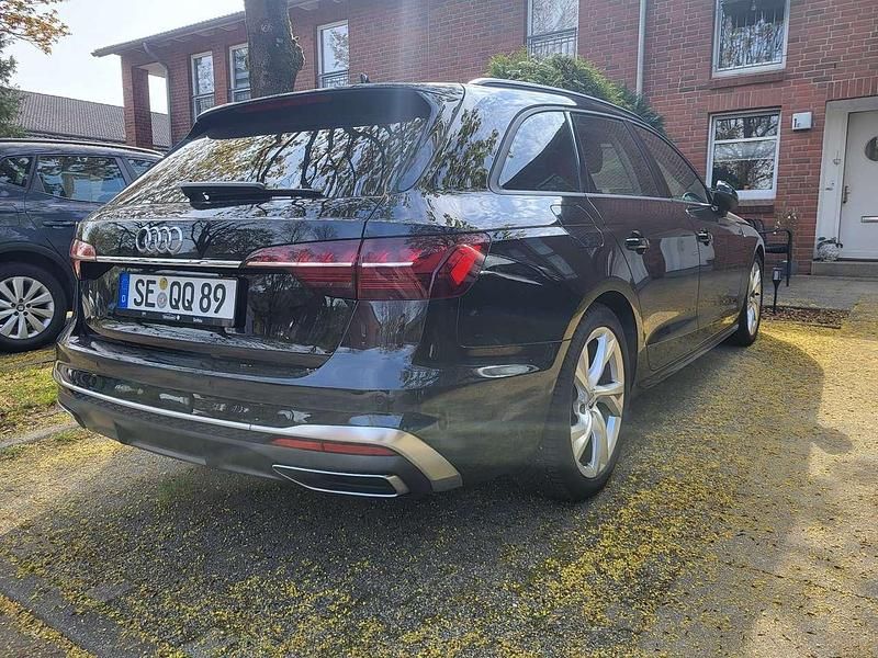Gebraucht Audi A4 S-Line 163 PS (119 kW) 2021 Schwarz Kombi
