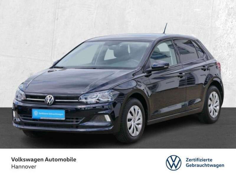 Deep black (metallic) Gebraucht 2021 VW Polo Comfortline Limousine | 16.190 € (Guter Preis) - Bild 1/2
