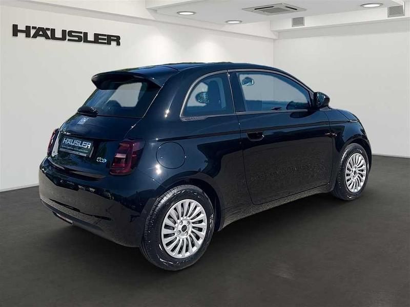 Gebraucht Fiat 500e 86 kW (118 PS) 2023 Onyx schwarz Kleinwagen