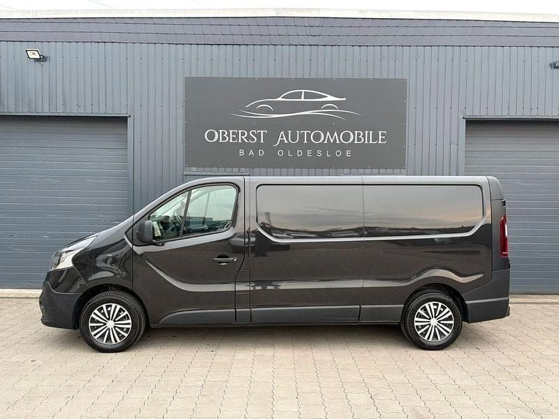 Usata Renault Trafic 120 CV (88 kW) 2017 Nero Monovolume