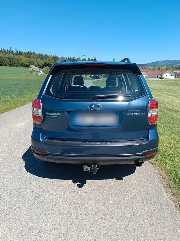 Second-hand Subaru Forester Active 150 CP (110 kW) 2014 Albastru SUV
