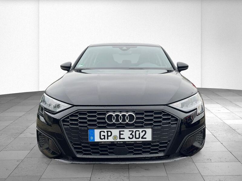 Gebraucht Audi A3 Basis 150 PS (110 kW) 2024 Brillantschwarz Limousine