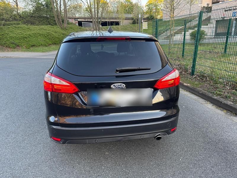 Second-hand Ford Focus 2012 Negru Break