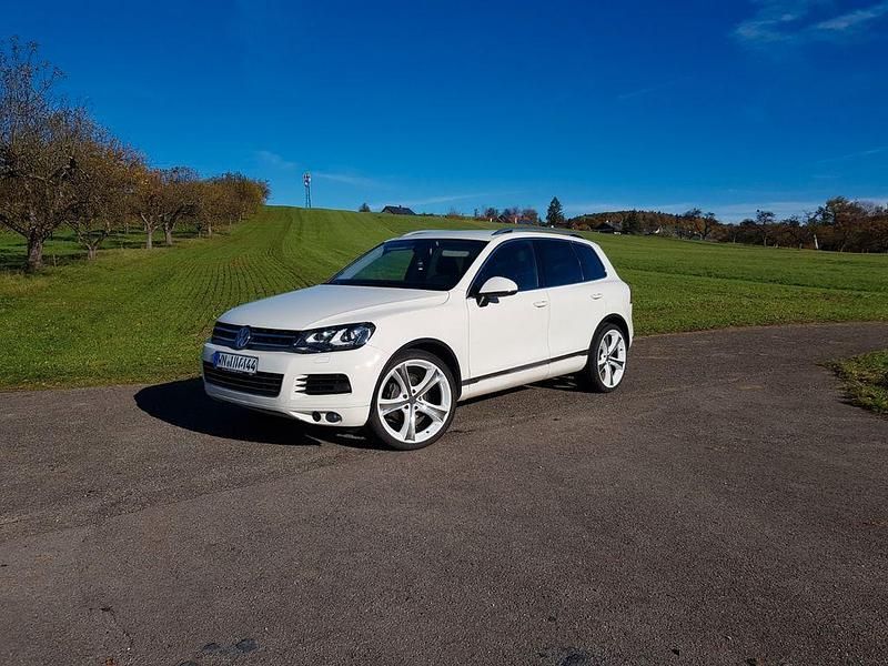 Weiß Gebraucht 2011 VW Touareg SUV | 13.800 € (Fairer Preis) - Bild 1/4