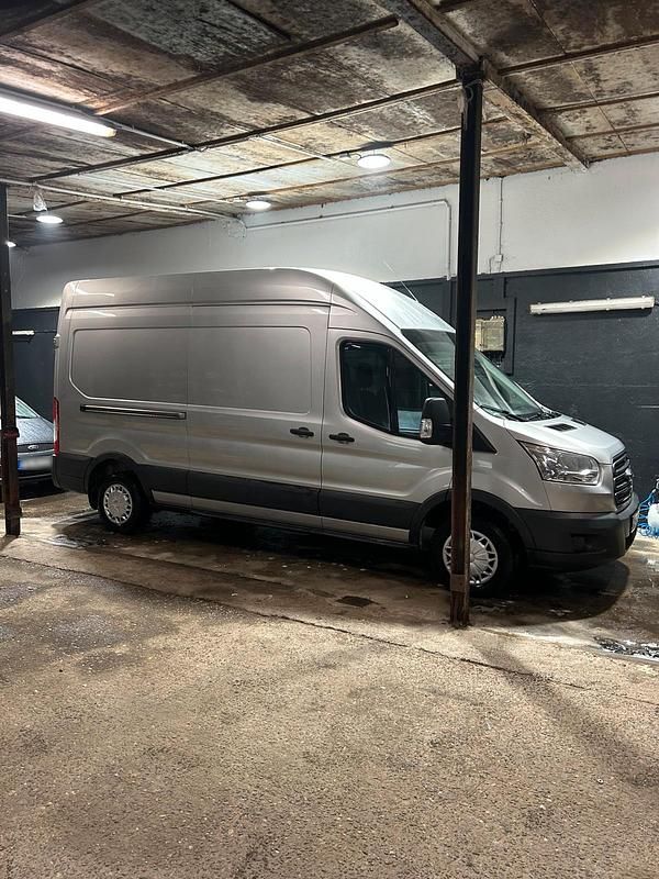 Gebraucht Ford Transit 120 PS (88 kW) 2015 Silber Van / Kleinbus