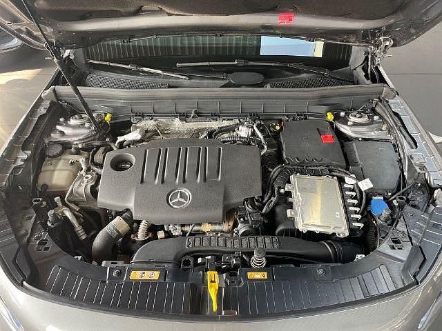 Gebraucht Mercedes GLB220 Advanced 190 PS (139 kW) 2020 Mountaingrau SUV