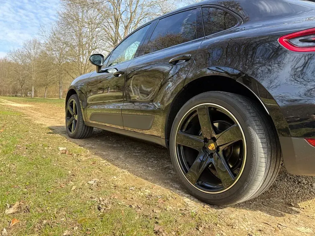 Gebraucht Porsche Macan 252 PS (185 kW) 2018 Schwarz SUV