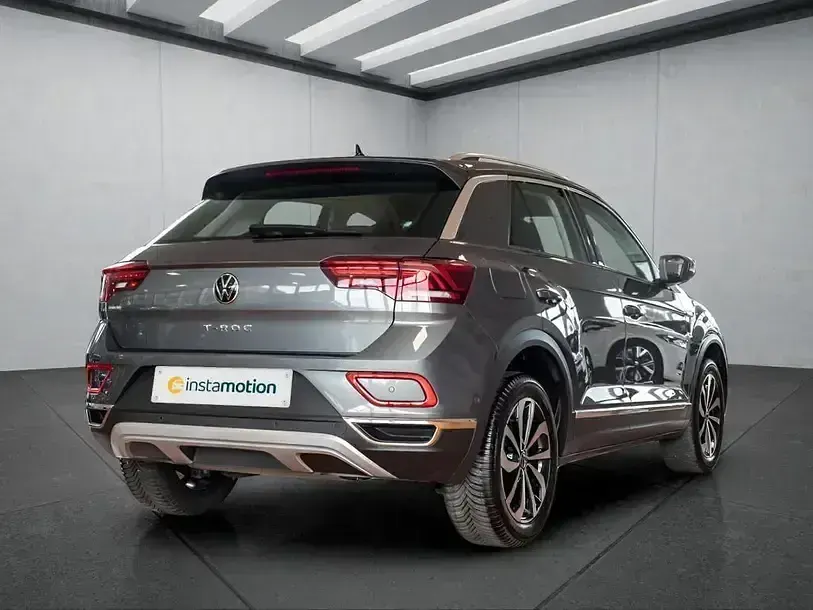 Gebraucht VW T-Roc 110 PS (80 kW) 2022 Grau SUV