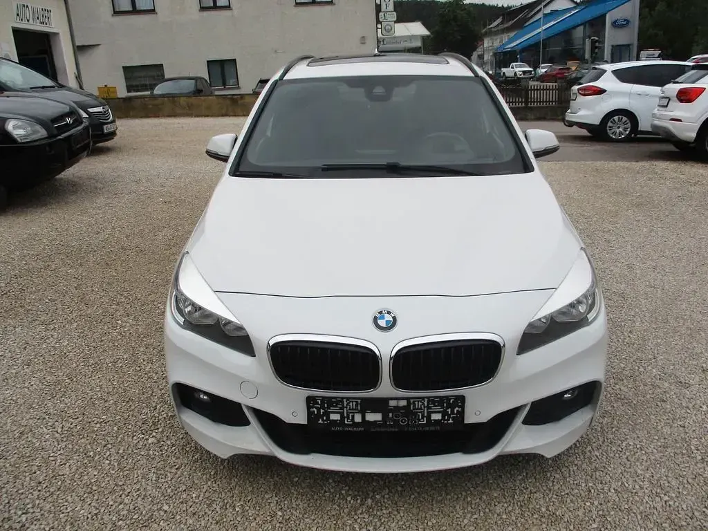 Gebraucht BMW 220 Active Tourer M Sport 190 PS (139 kW) 2016 Weiß Van / Kleinbus