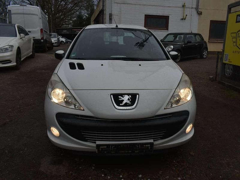 Gebraucht Peugeot 206+ 60 PS (44 kW) 2012 Lack weiss banquise Kleinwagen