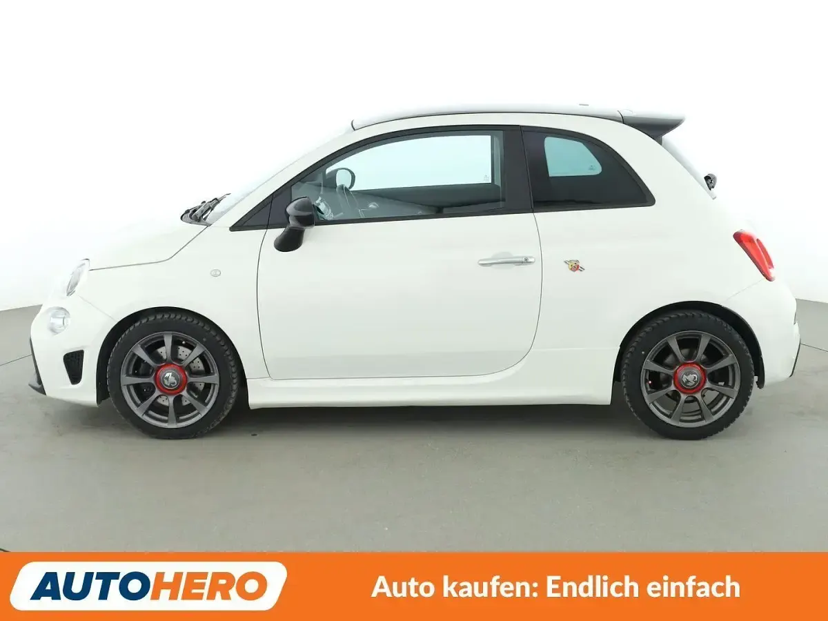 Gebraucht Abarth 595 165 PS (121 kW) 2022 Weiß Limousine