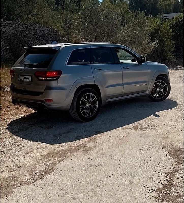 Grau Gebraucht 2014 Jeep Grand Cherokee SRT SUV | 22.400 € (Superpreis) - Bild 1/4