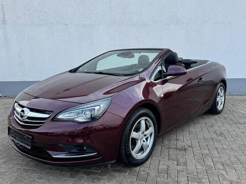 Gebraucht Opel Cascada Innovation 170 PS (125 kW) 2014 Rot Cabrio