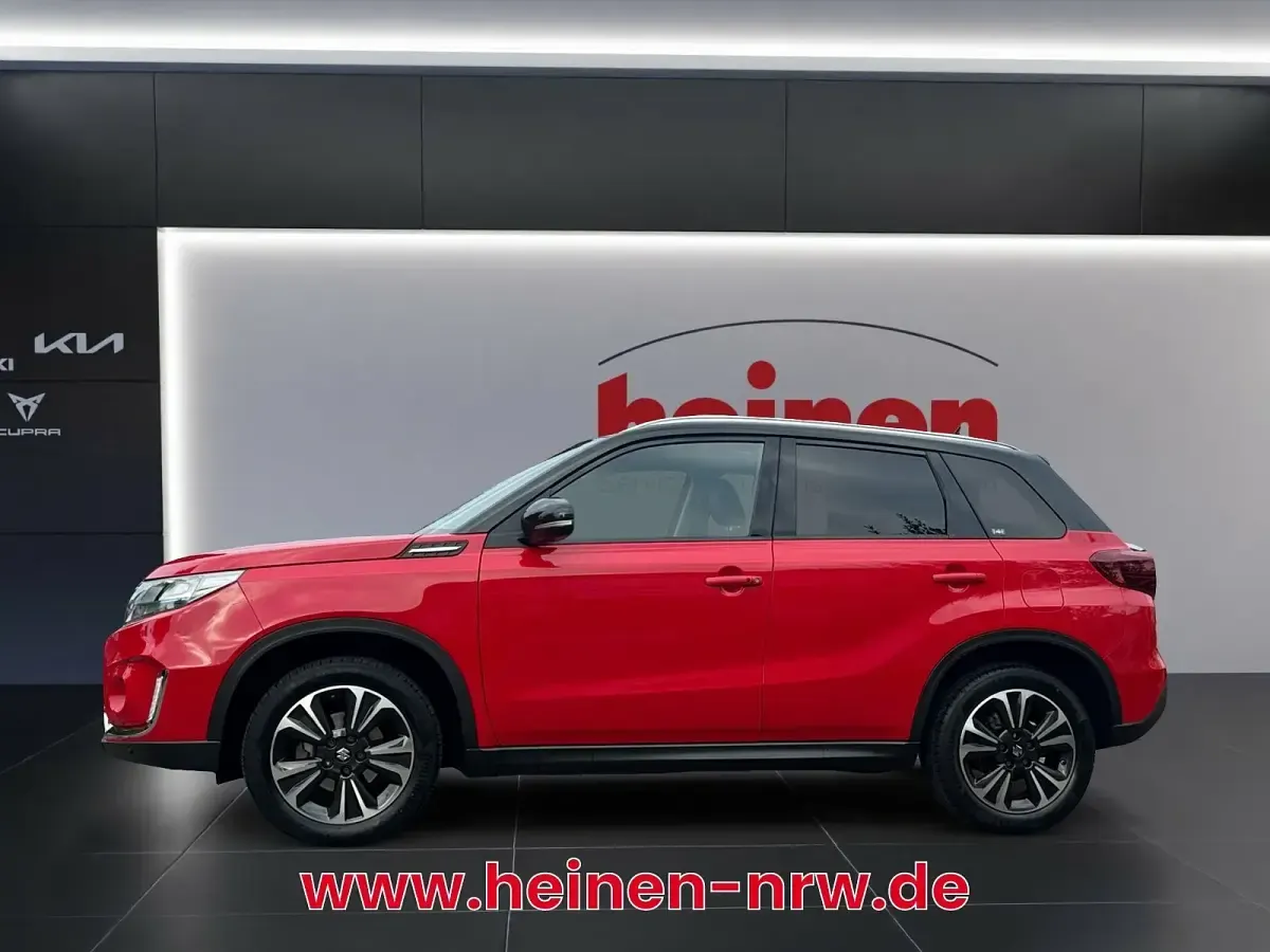 Gebraucht Suzuki Vitara Comfort+ 140 PS (102 kW) 2021 Rot SUV