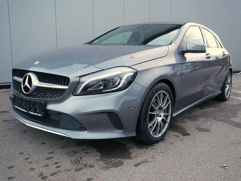 Gebraucht Mercedes A220 184 PS (135 kW) 2016 Grau Limousine