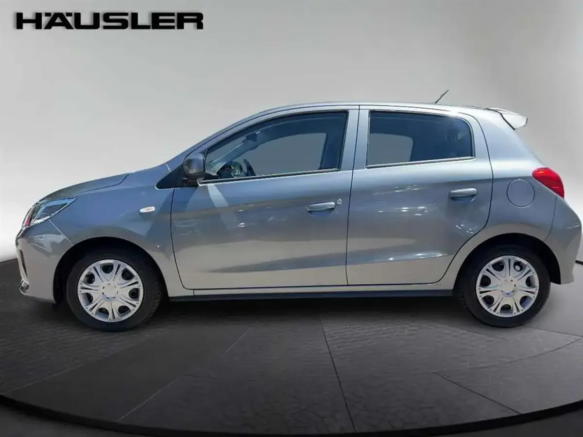 Gebraucht Mitsubishi Space Star Spirit 71 PS (52 kW) 2021 Platinum grau Kleinwagen