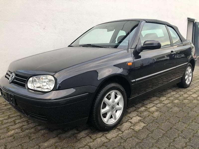 Schwarz Gebraucht 1999 VW Golf Cabriolet Classicline Cabrio | 2.990 € (Fairer Preis) - Bild 1/4