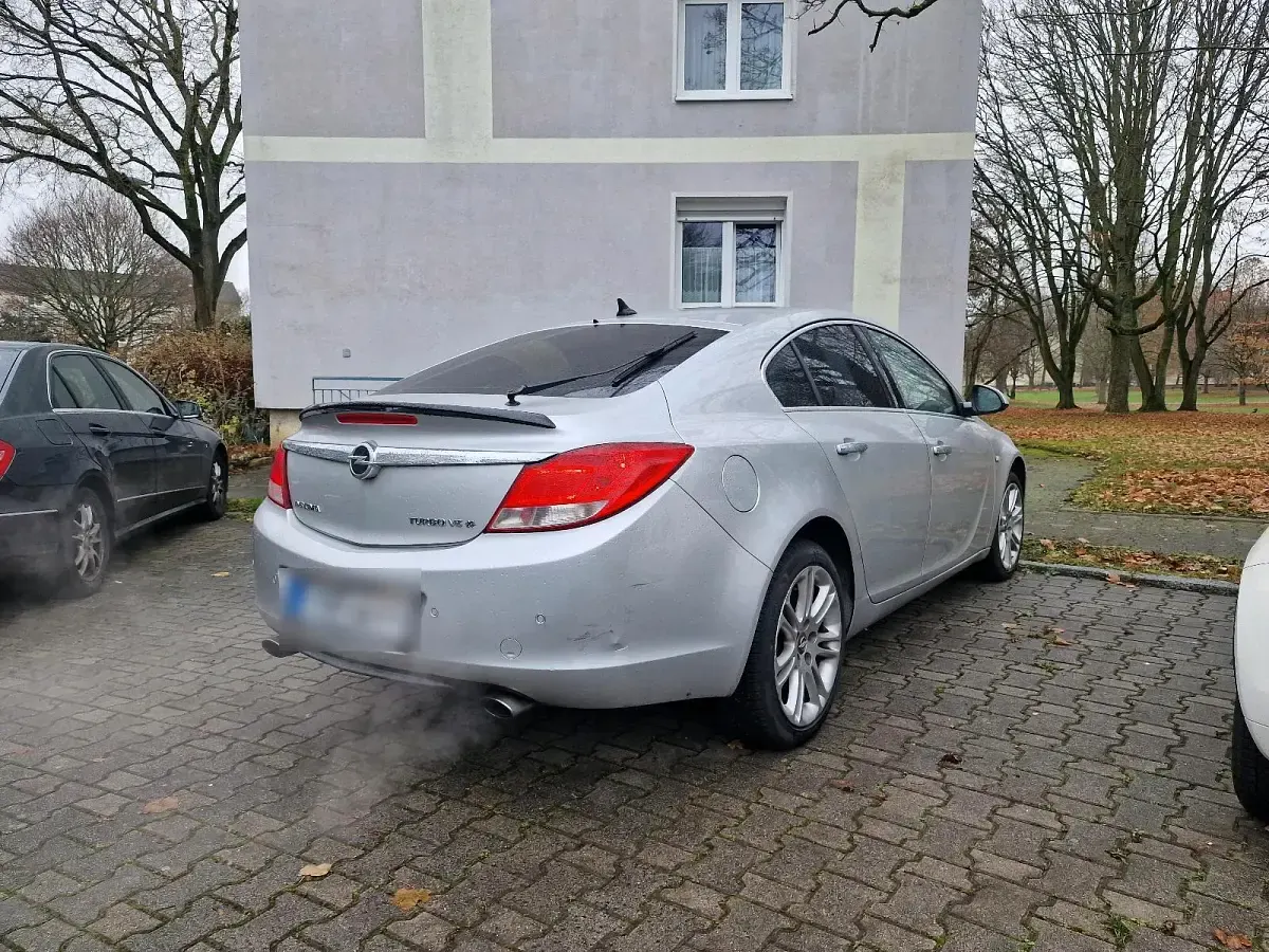 Gebraucht Opel Insignia 260 PS (191 kW) 2010 Silber Limousine