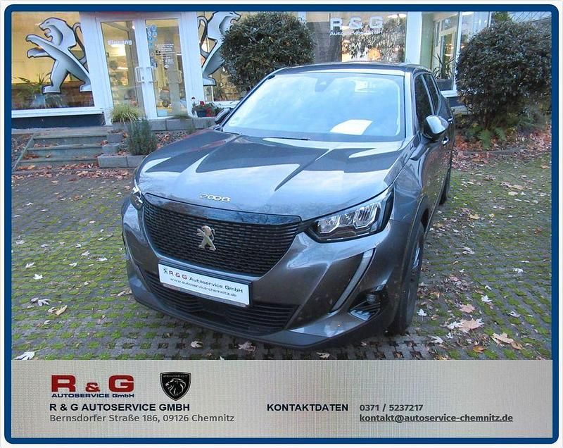 Grau Gebraucht 2022 Peugeot 2008 Active SUV | 17.490 € (Guter Preis) - Bild 1/4