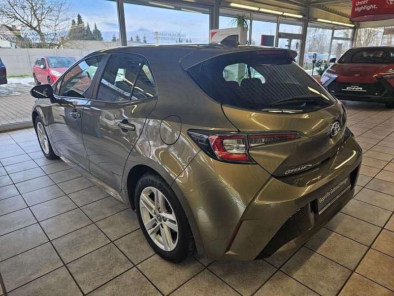 Gebraucht Toyota Corolla Comfort 116 PS (85 kW) 2019 Braun Limousine