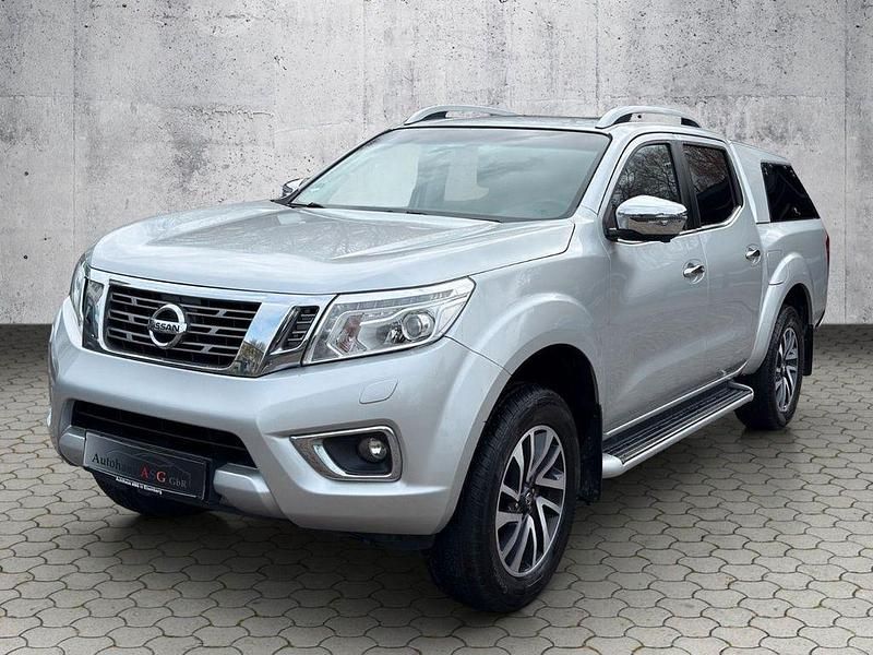 Gebraucht Nissan Navara Tekna 190 PS (139 kW) 2016 Silber Pickup