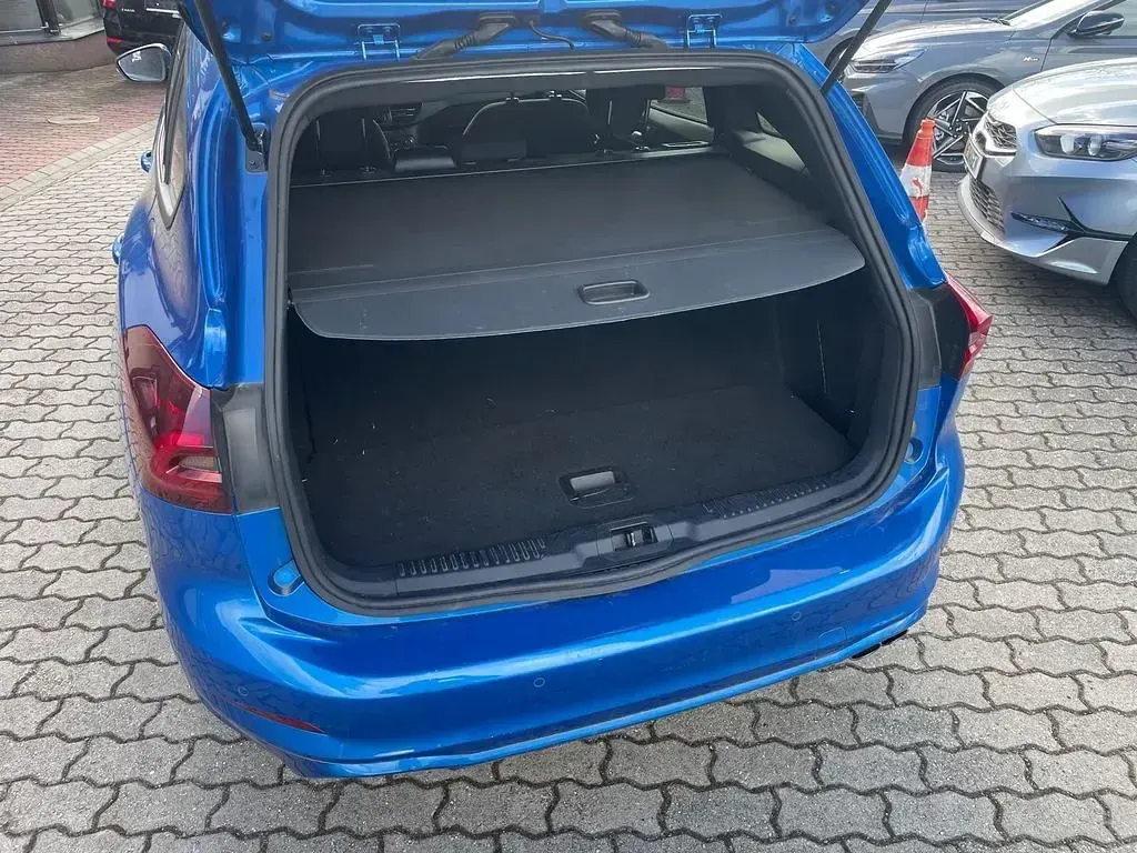 Gebraucht Ford Focus ST-Line 116 PS (85 kW) 2025 Blau Limousine