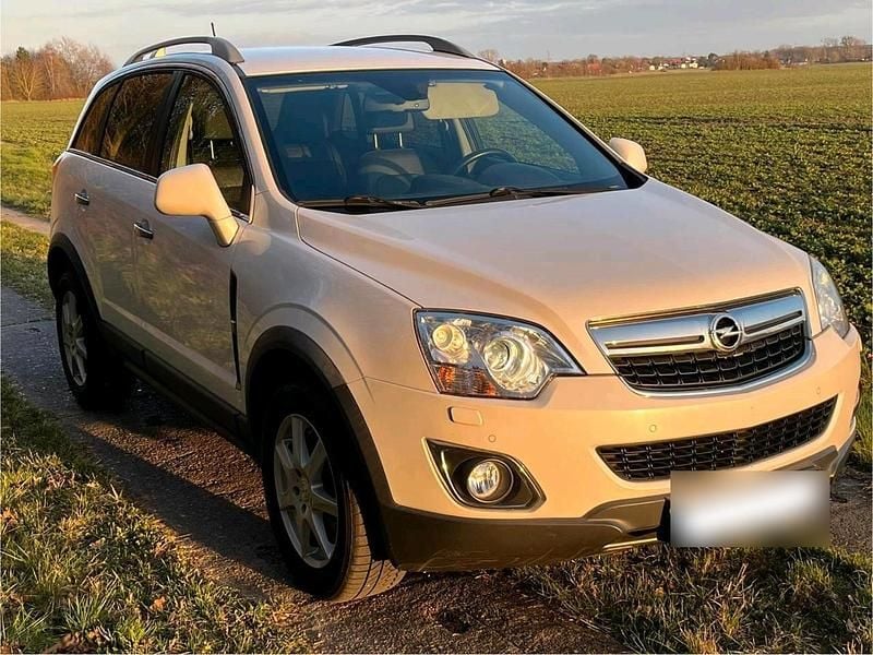 Second-hand Opel Antara 163 CP (119 kW) 2015 Alb SUV