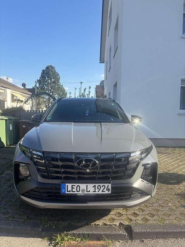 Grau Gebraucht 2022 Hyundai Tucson N Line SUV | 29.900 € (Fairer Preis) - Bild 1/4