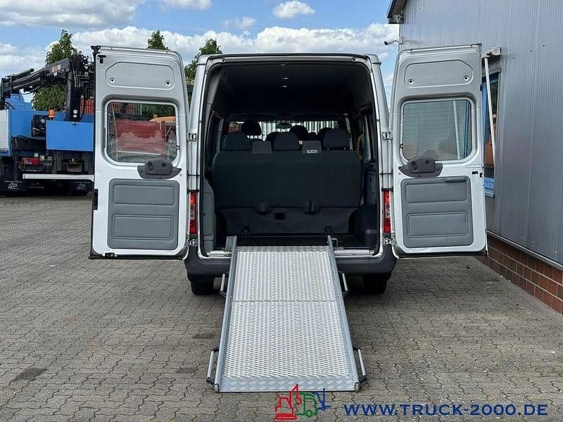Gebraucht Ford Transit Trend 116 PS (85 kW) 2011 Silber Van / Kleinbus