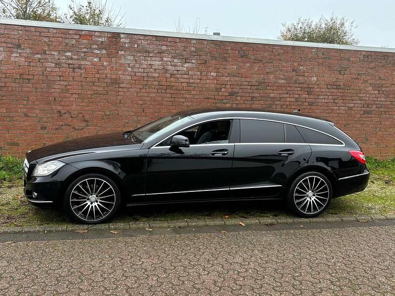 Gebraucht 2013 Mercedes CLS350 Shooting Brake Edition 1 Kombi | 12.900 € (Etwas zu teuer) - Bild 1/4
